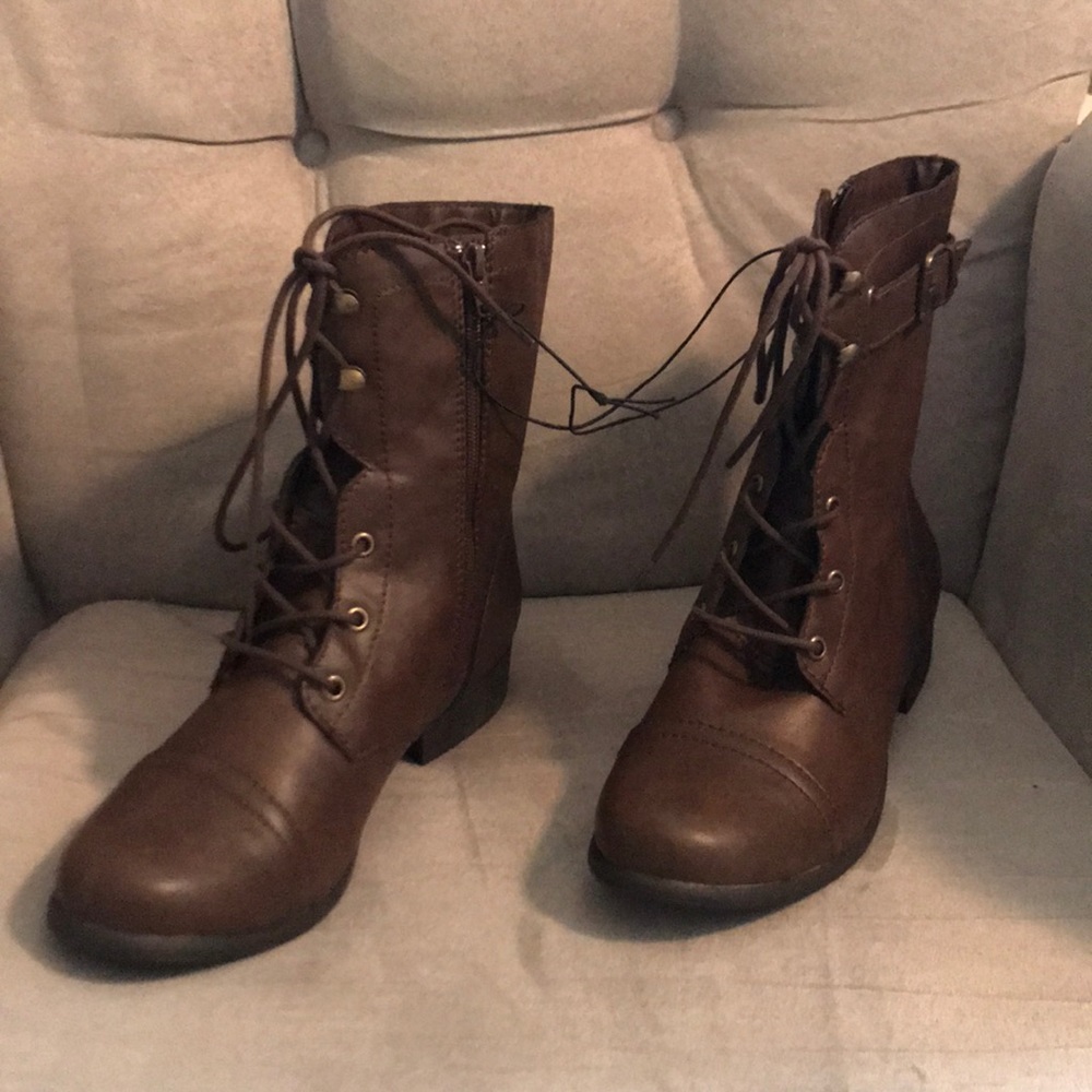 American Rag combat boots
